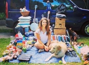 Comment Marina a réorganisé sa camionnette pour voyager avec son chien