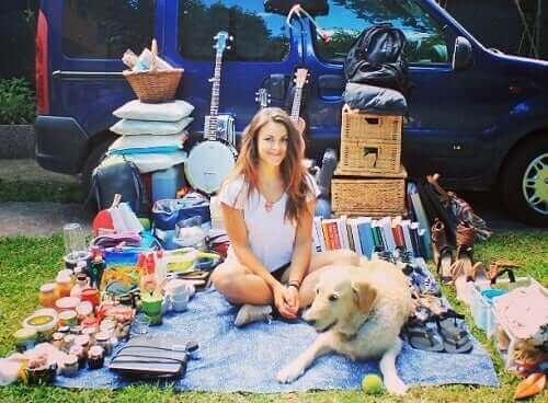 Comment Marina a réorganisé sa camionnette pour voyager avec son chien