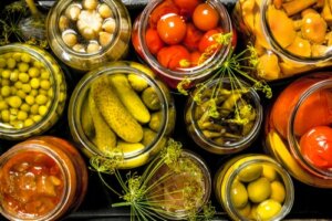 Les chiens peuvent-ils manger des légumes au vinaigre ?